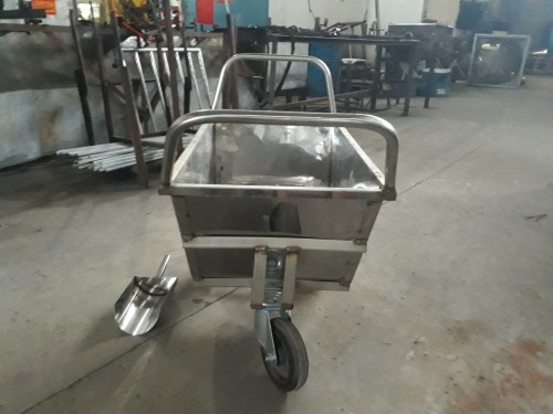 Xe đẩy cám inox